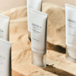 ضد آفتاب ضد لک و روشن کننده تو آپ سنتلا اسکین 1004 SKIN1004 Madagascar Centella Tone Brightening Tone-Up Sunscreen